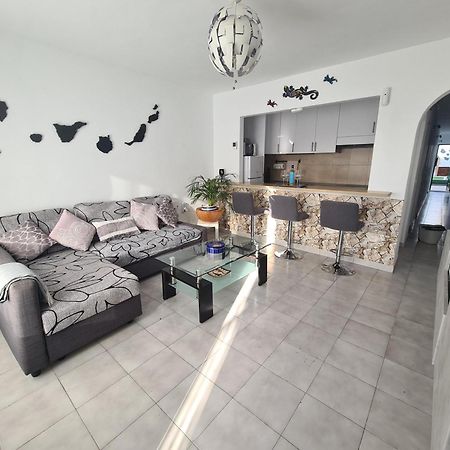 Apartamento Laina Тіас Екстер'єр фото