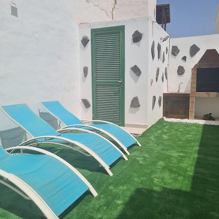 Apartamento Laina Тіас Екстер'єр фото