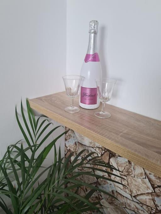 Apartamento Laina Тіас Екстер'єр фото