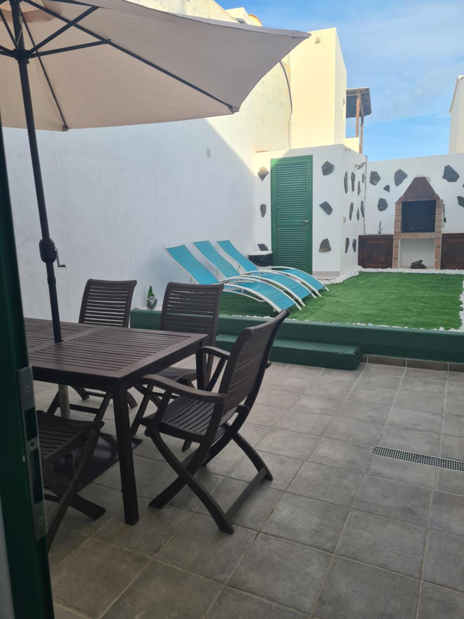 Apartamento Laina Тіас Екстер'єр фото